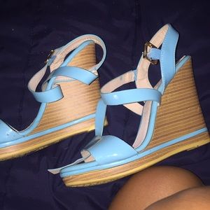 teal wedges